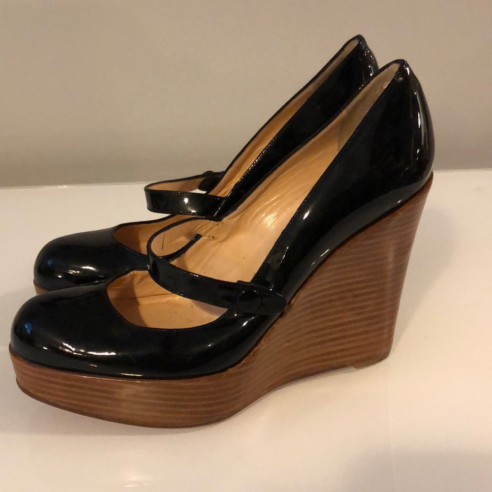 Black louboutin platform wedges